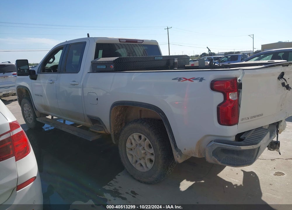 2022 CHEVROLET SILVERADO 2500HD 4WD STANDARD BED LT VIN: 1GC5YNE7XNF328550
