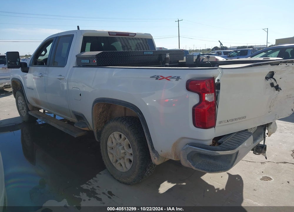 2022 CHEVROLET SILVERADO 2500HD 4WD STANDARD BED LT VIN: 1GC5YNE7XNF328550