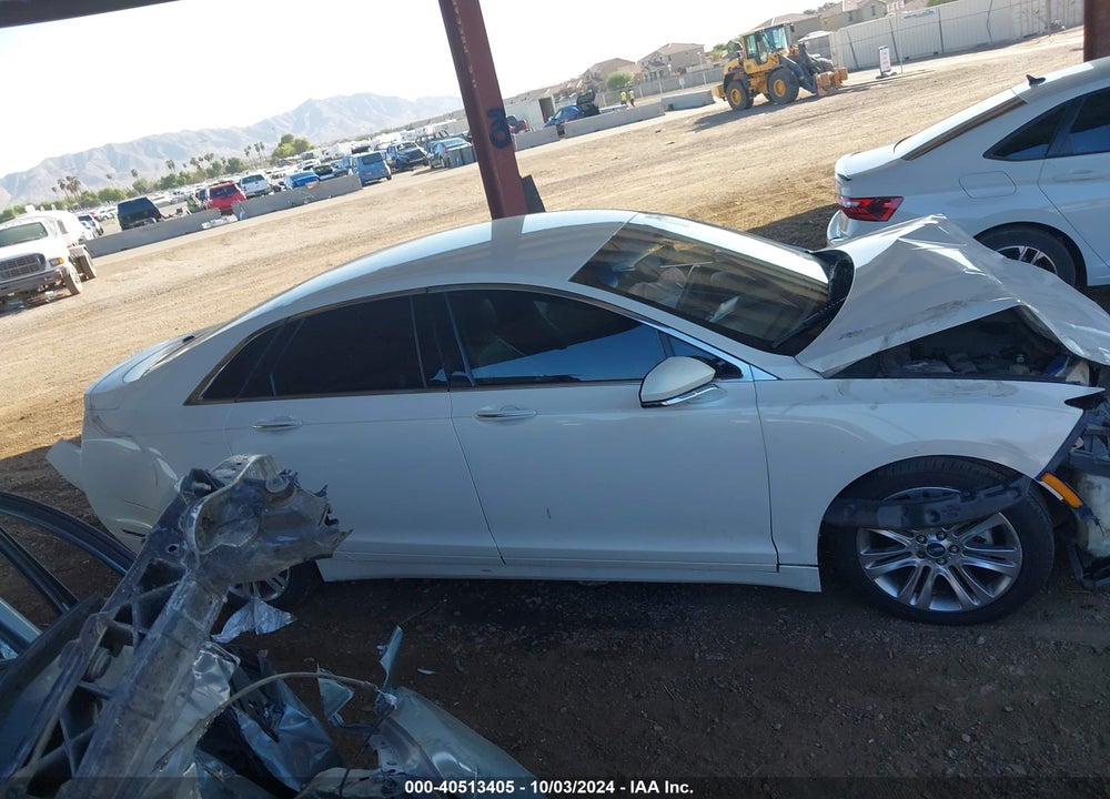 2013 LINCOLN MKZ HYBRID VIN: 3LN6L2LU2DR812123