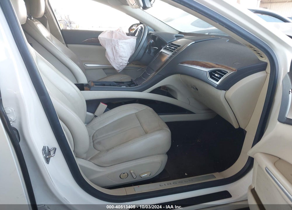 2013 LINCOLN MKZ HYBRID VIN: 3LN6L2LU2DR812123