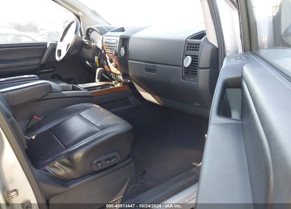 2011 NISSAN TITAN SL VIN: 1N6AA0EC8BN315488