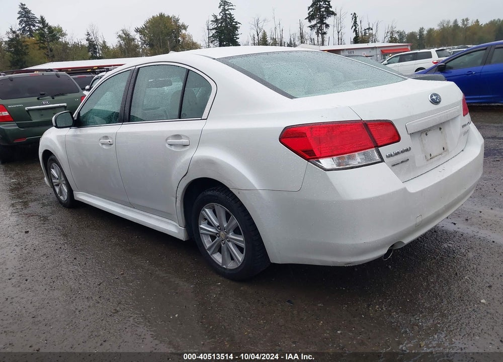 2011 SUBARU LEGACY 2.5I PREMIUM VIN: 4S3BMBC60B3238604