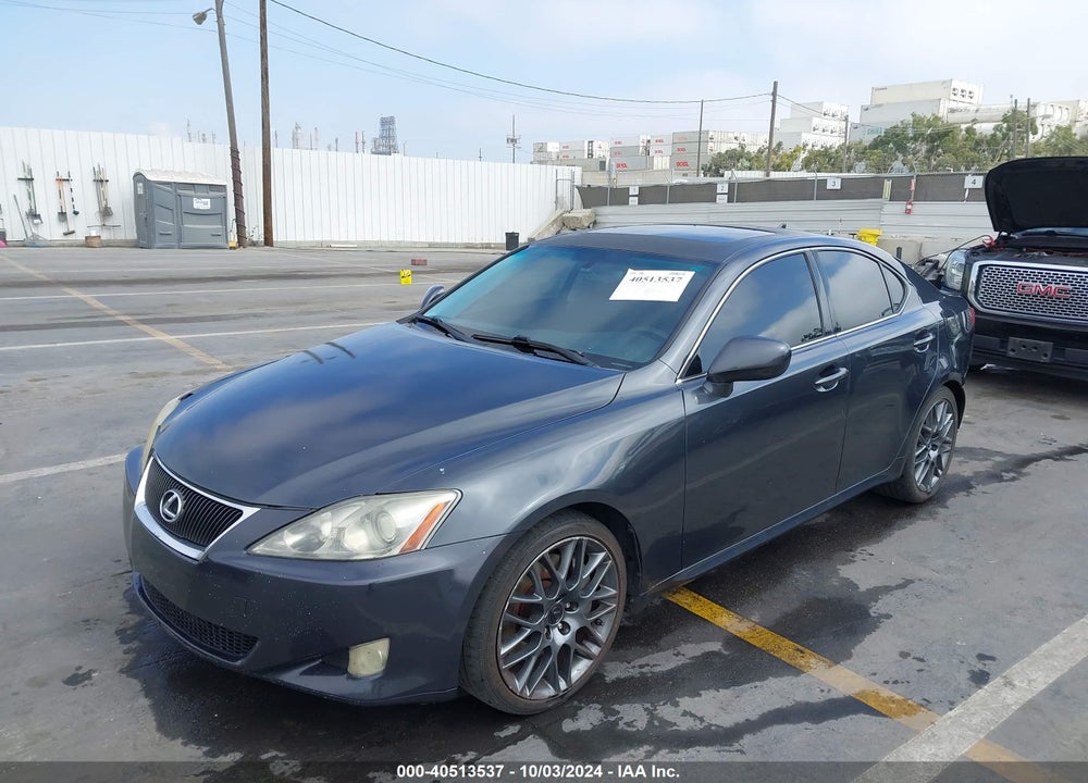 2007 LEXUS IS 350 VIN: JTHBE262X72010188