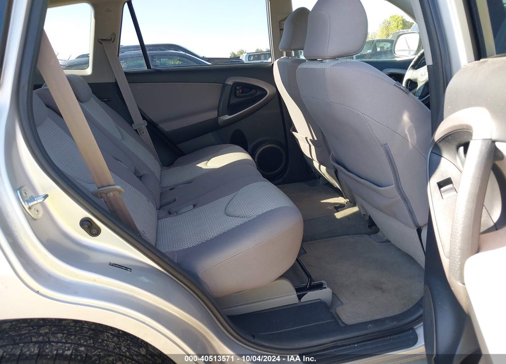 2008 TOYOTA RAV4 VIN: JTMBD33V386081428