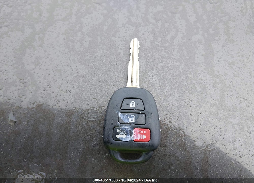 2015 TOYOTA COROLLA LE VIN: 2T1BURHE5FC372031