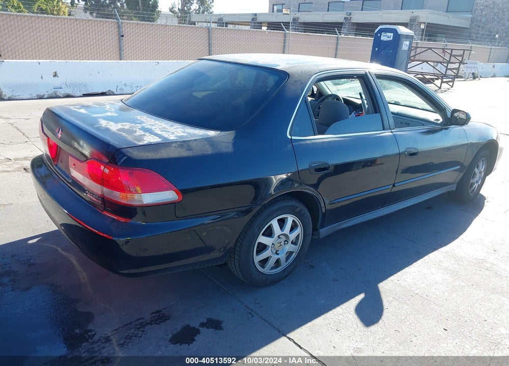 2002 HONDA ACCORD 2.3 SE VIN: 1HGCG56712A158484