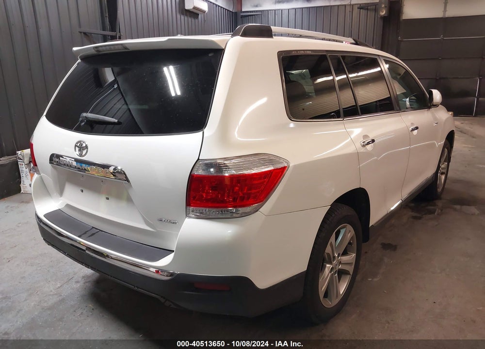 2011 TOYOTA HIGHLANDER LIMITED V6 VIN: 5TDDK3EH1BS085541