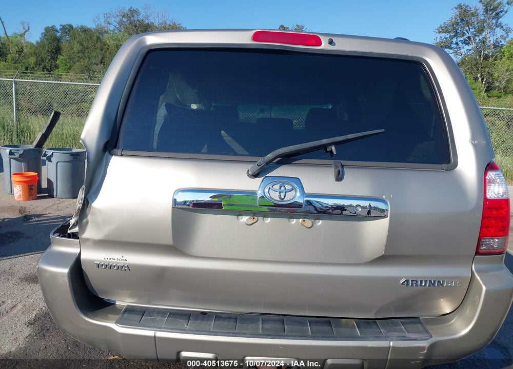 2007 TOYOTA 4RUNNER SR5 V6 VIN: JTEBU14R870123367