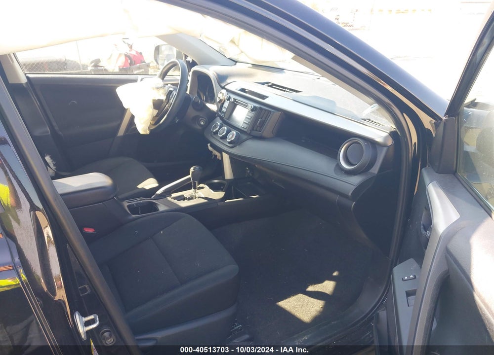 2017 TOYOTA RAV4 LE VIN: 2T3BFREV0HW574315