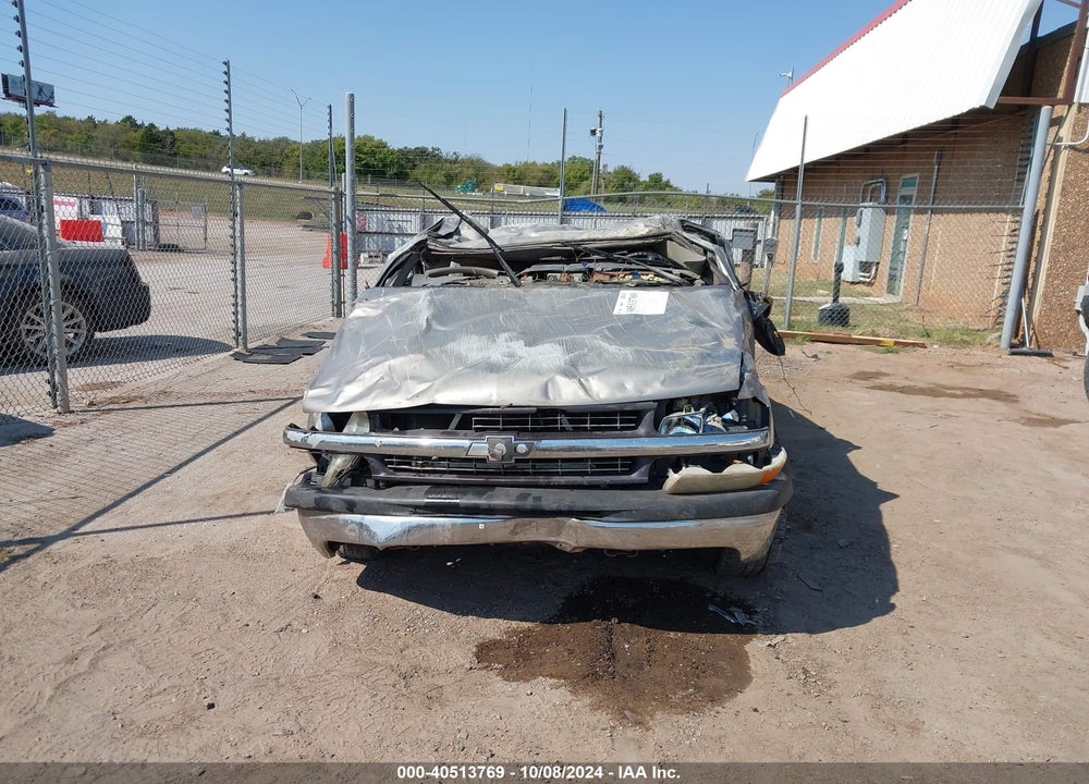 2000 CHEVROLET SILVERADO 1500 LS VIN: 1GCEC14VXYZ225011