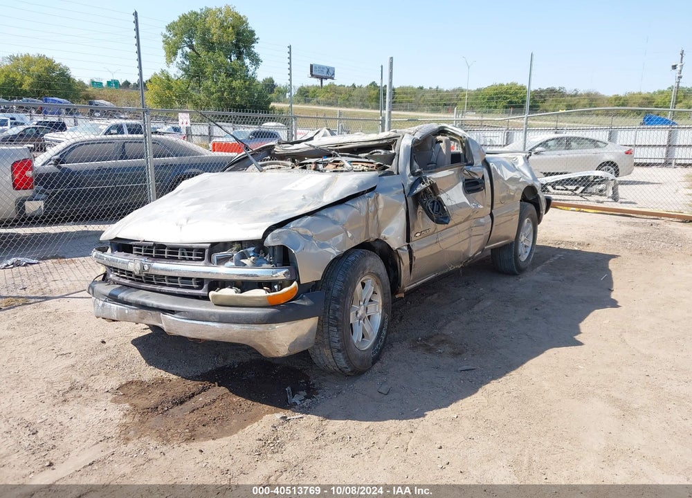 2000 CHEVROLET SILVERADO 1500 LS VIN: 1GCEC14VXYZ225011