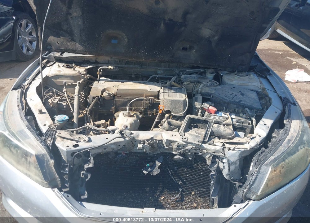 2015 HONDA ACCORD LX VIN: 1HGCR2F39FA075574