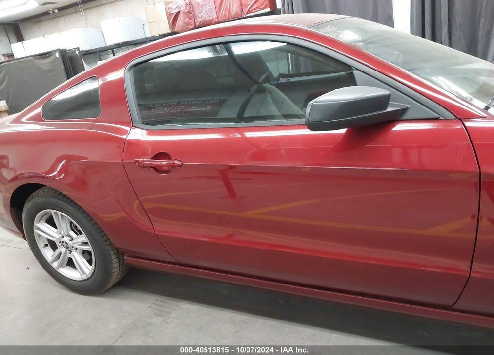 2014 FORD MUSTANG V6 VIN: 1ZVBP8AM8E5327984