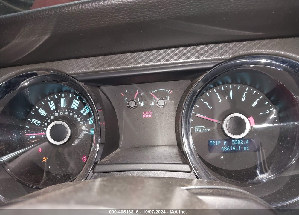2014 FORD MUSTANG V6 VIN: 1ZVBP8AM8E5327984