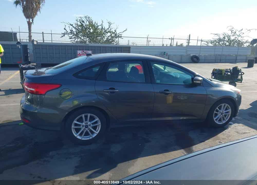 2017 FORD FOCUS SE VIN: 1FADP3F26HL304604