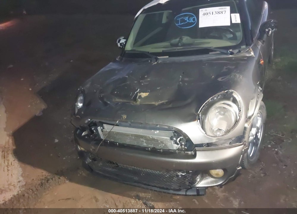 2013 MINI HARDTOP COOPER VIN: WMWSU3C58DT681094