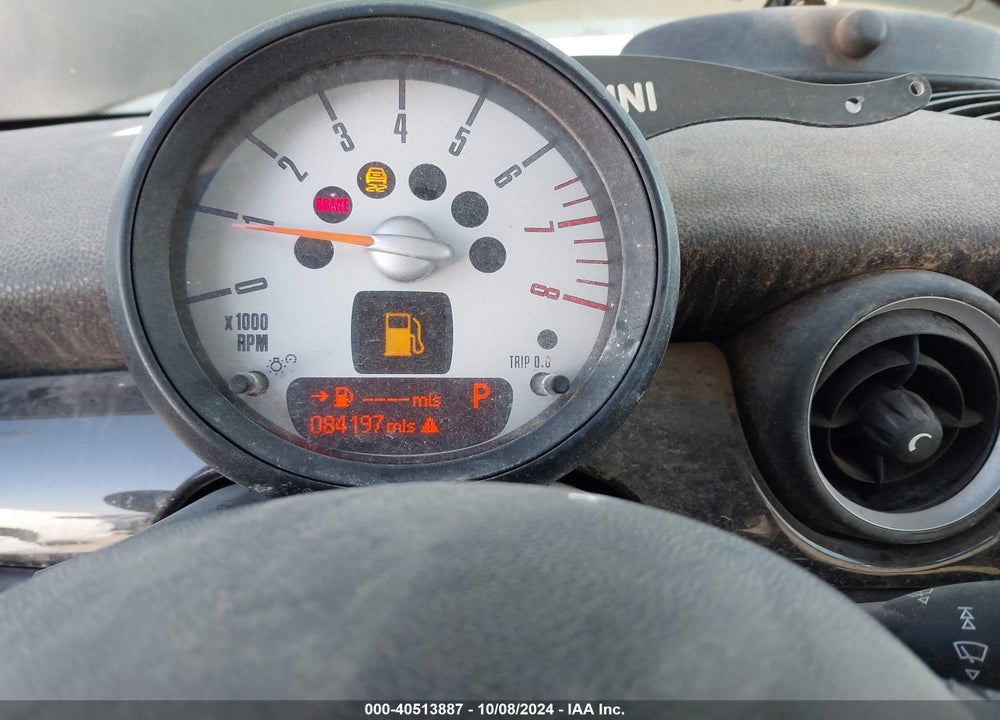 2013 MINI HARDTOP COOPER VIN: WMWSU3C58DT681094