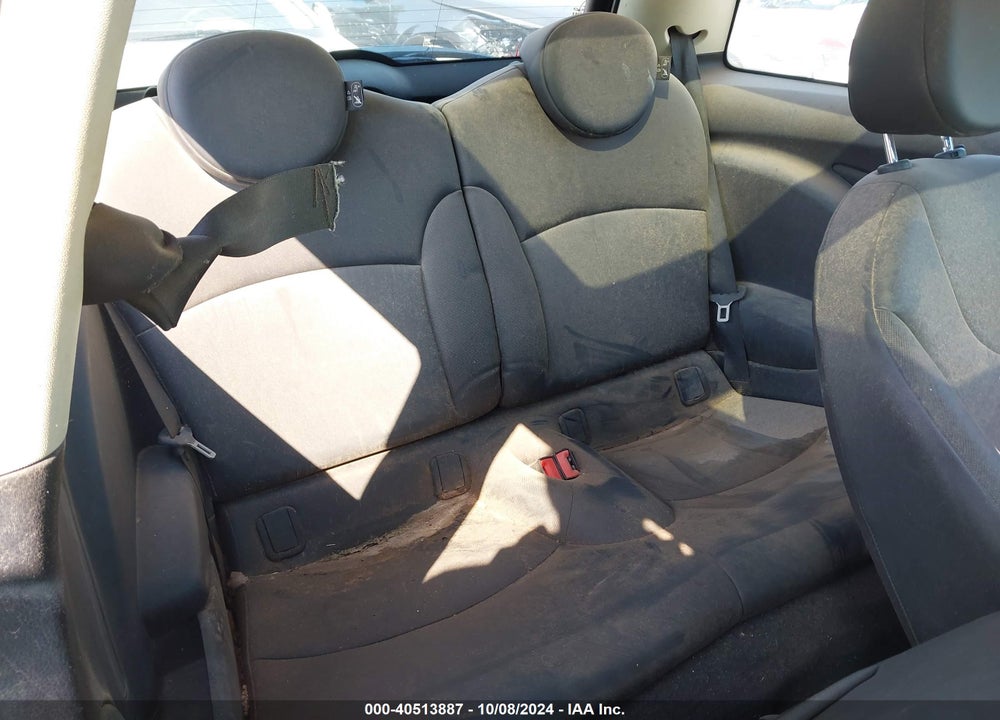 2013 MINI HARDTOP COOPER VIN: WMWSU3C58DT681094