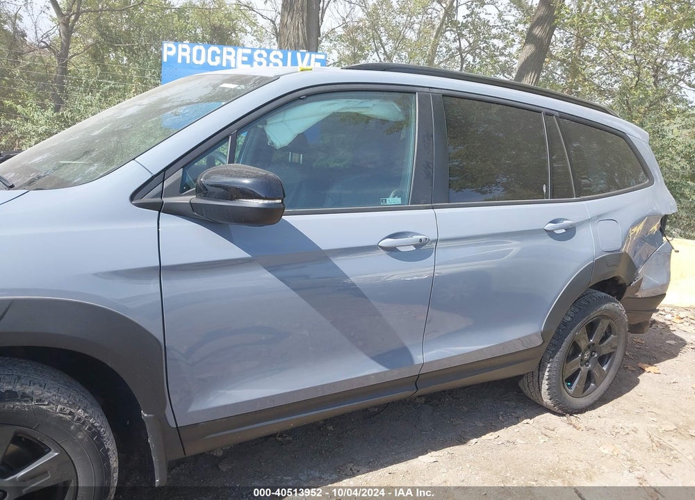 2022 HONDA PILOT AWD TRAILSPORT VIN: 5FNYF6H85NB035821