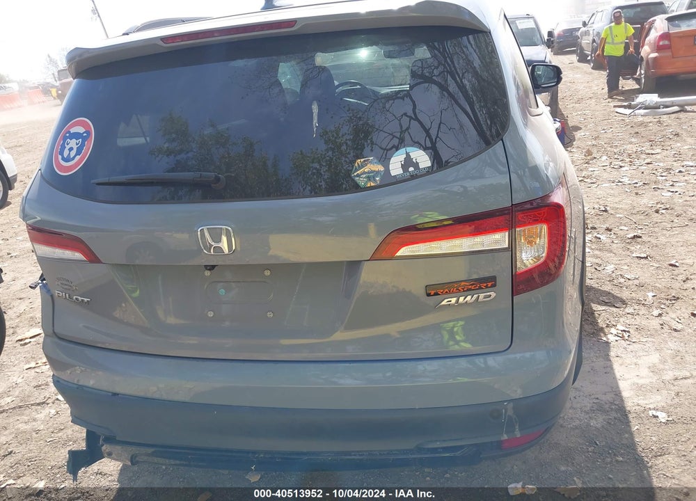 2022 HONDA PILOT AWD TRAILSPORT VIN: 5FNYF6H85NB035821