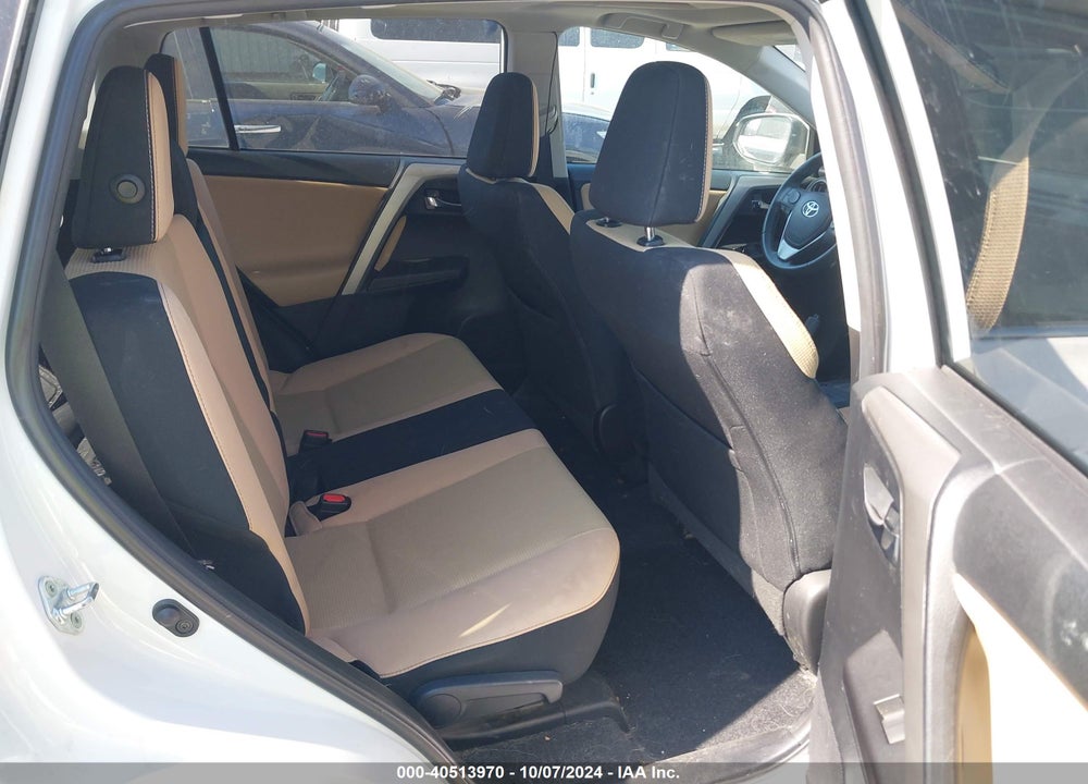 2016 TOYOTA RAV4 XLE VIN: 2T3RFREV7GW484169
