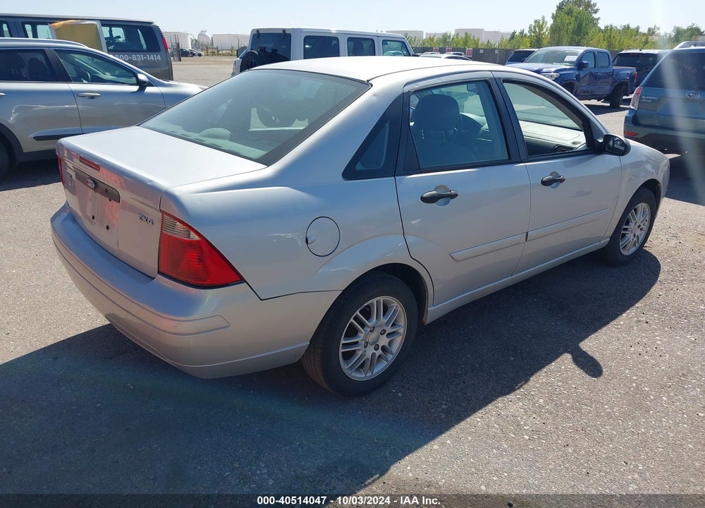 2005 FORD FOCUS ZX4 VIN: 1FAFP34N85W105358