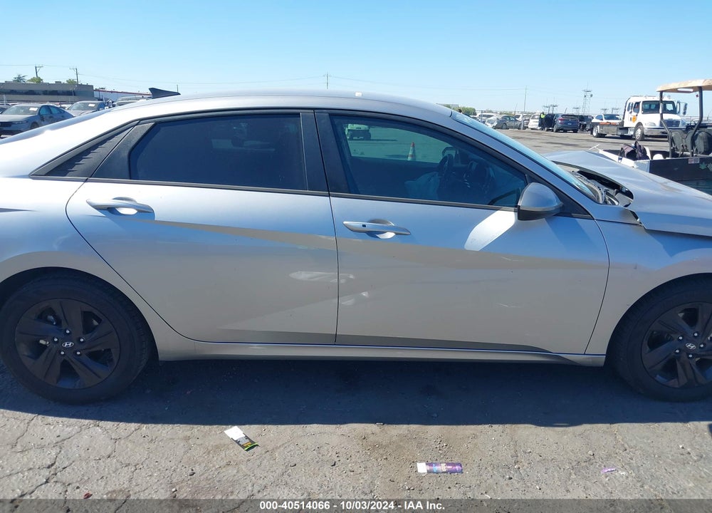 2021 HYUNDAI ELANTRA SEL VIN: 5NPLM4AG9MH044477