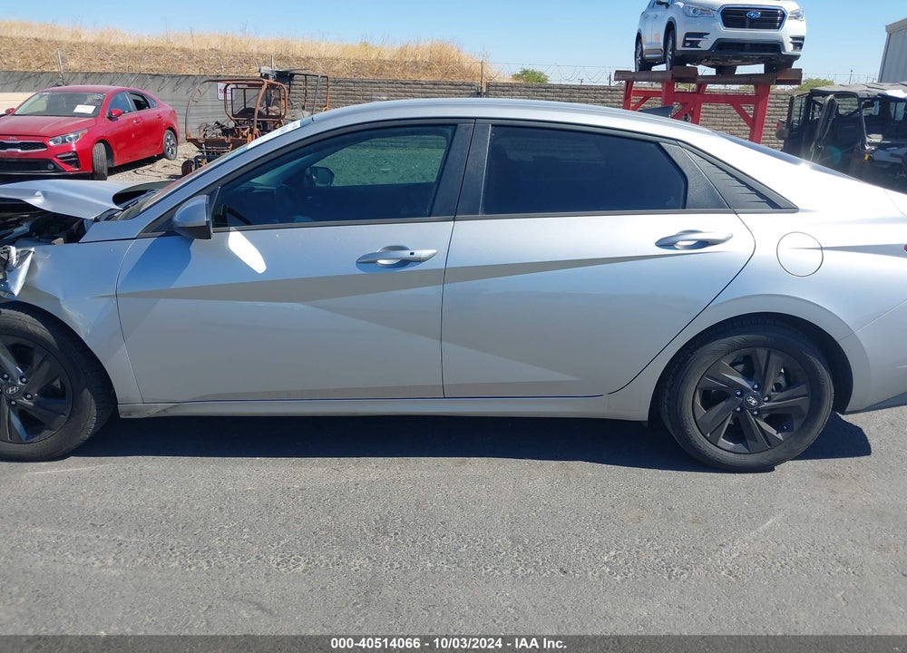2021 HYUNDAI ELANTRA SEL VIN: 5NPLM4AG9MH044477