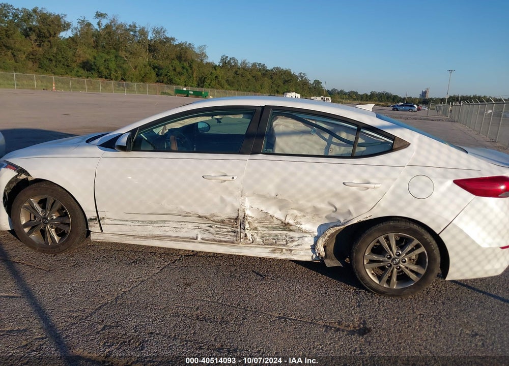 2018 HYUNDAI ELANTRA SEL VIN: 5NPD84LF9JH302988