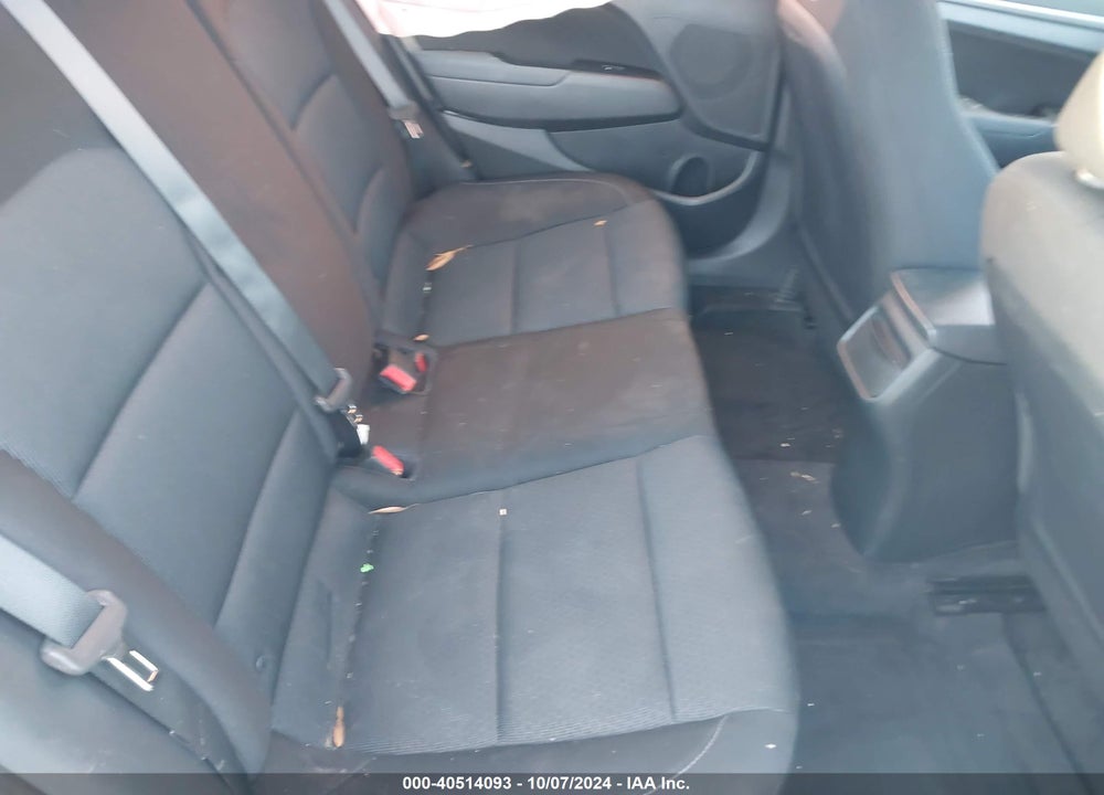 2018 HYUNDAI ELANTRA SEL VIN: 5NPD84LF9JH302988