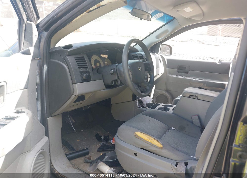 2008 DODGE DURANGO SXT VIN: 1D8HB38N08F114654