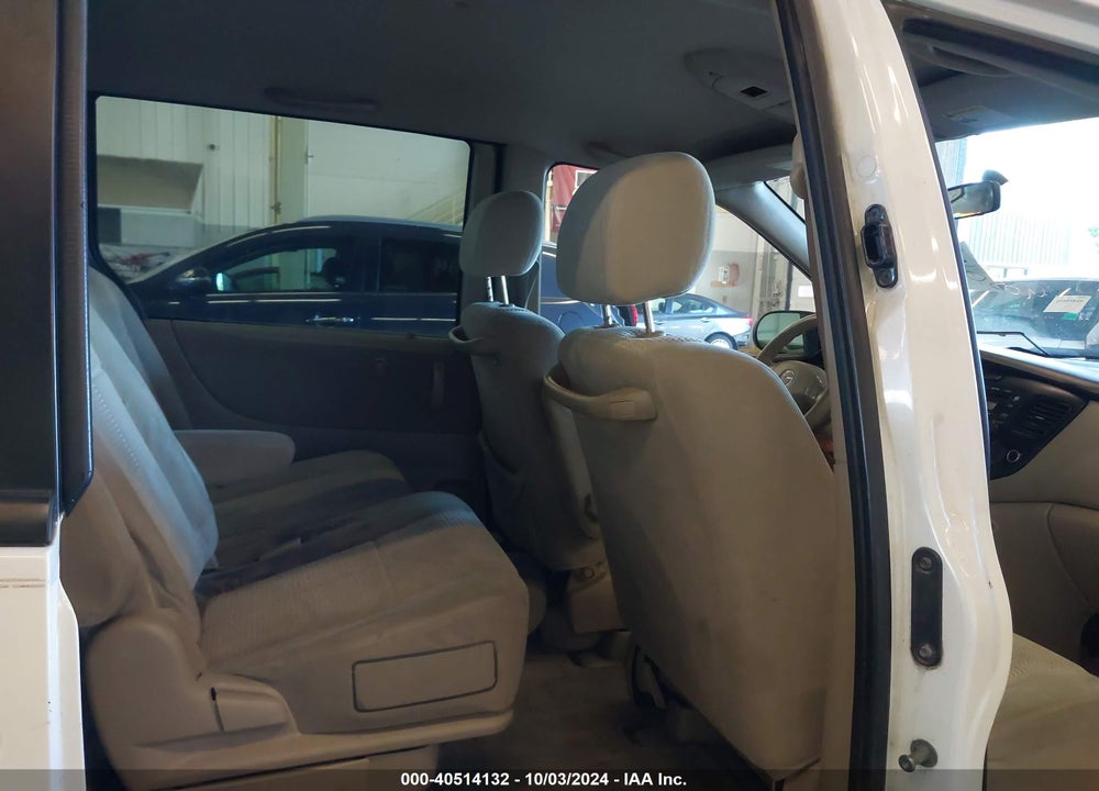 2004 MAZDA MPV LX VIN: JM3LW28A440524947