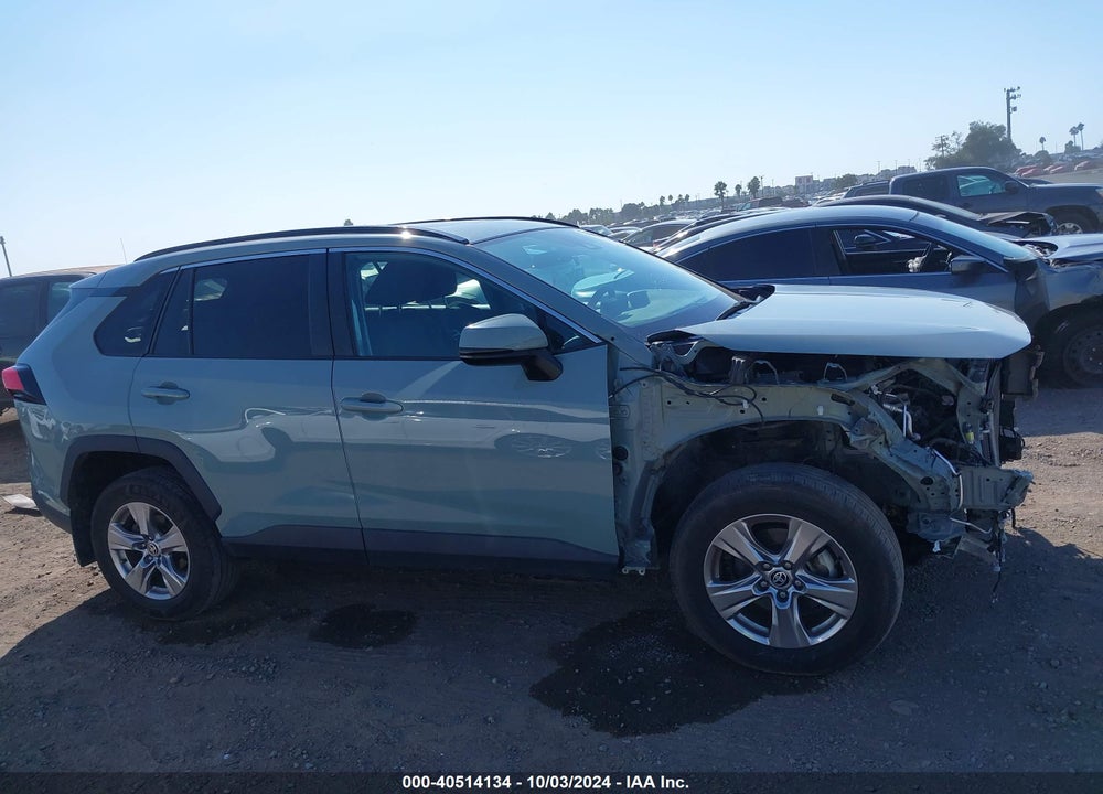 2022 TOYOTA RAV4 XLE VIN: 2T3W1RFV0NW194482