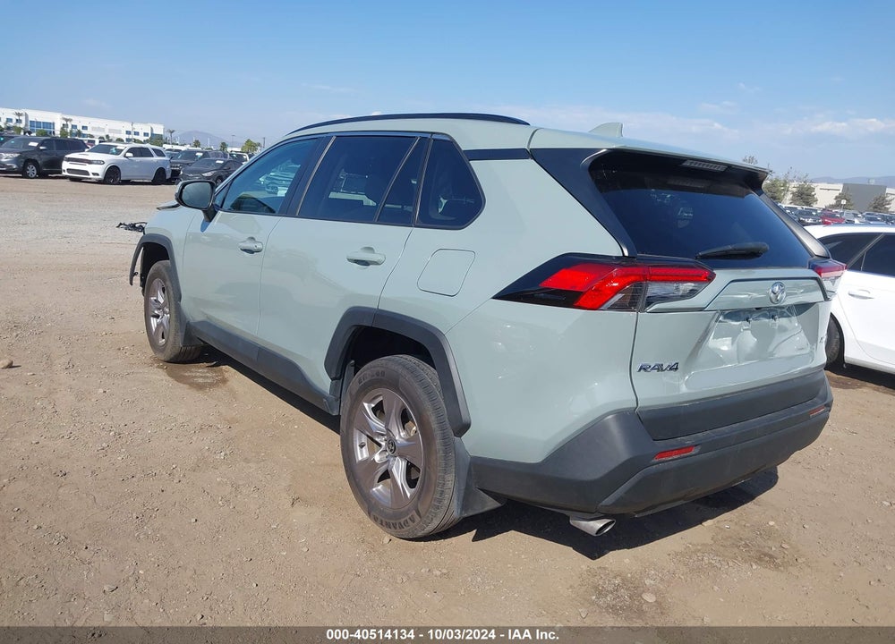 2022 TOYOTA RAV4 XLE VIN: 2T3W1RFV0NW194482