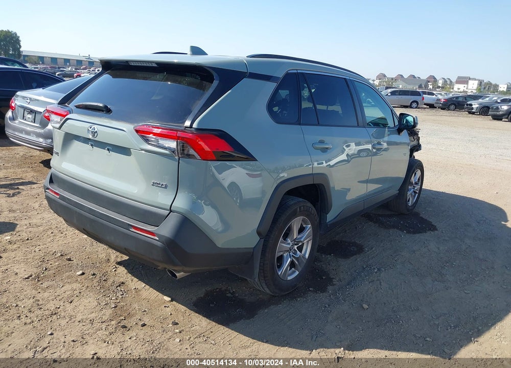 2022 TOYOTA RAV4 XLE VIN: 2T3W1RFV0NW194482