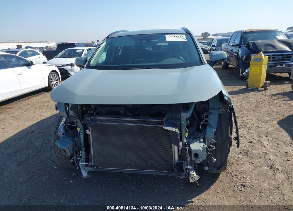 2022 TOYOTA RAV4 XLE VIN: 2T3W1RFV0NW194482