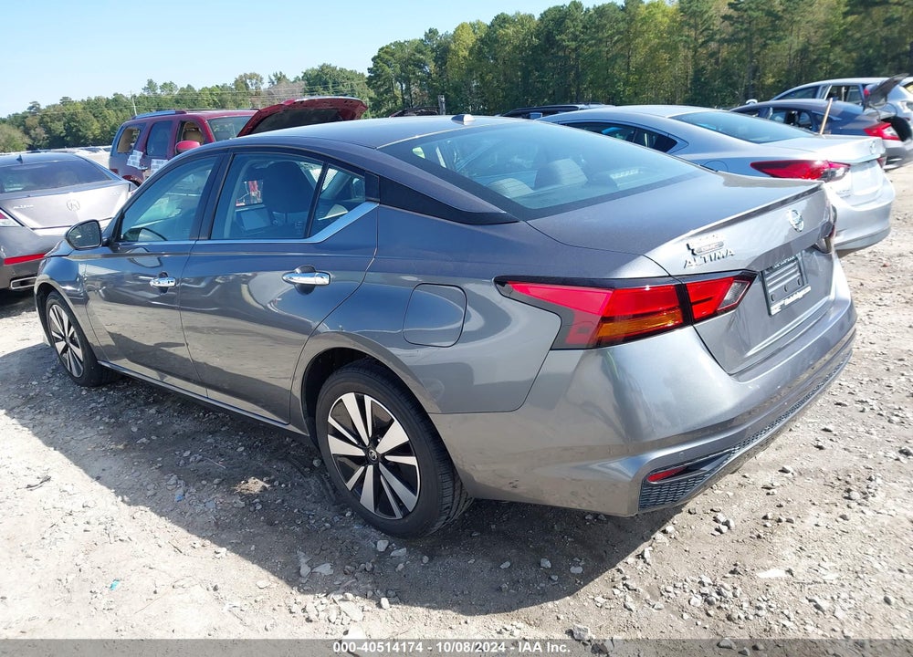 2022 NISSAN ALTIMA SV FWD VIN: 1N4BL4DV9NN315215