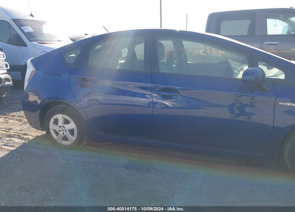 2011 TOYOTA PRIUS TWO VIN: JTDKN3DU3B0289628