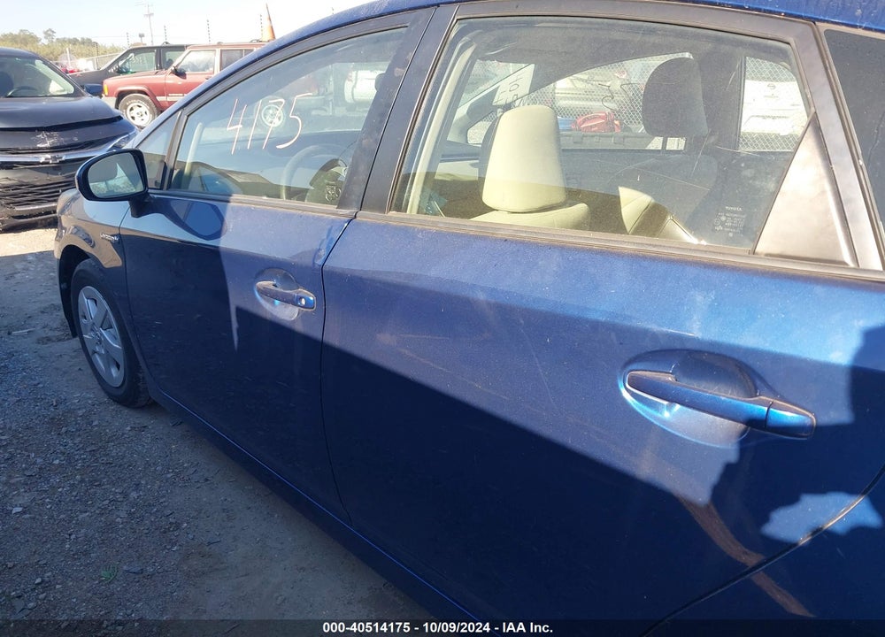 2011 TOYOTA PRIUS TWO VIN: JTDKN3DU3B0289628