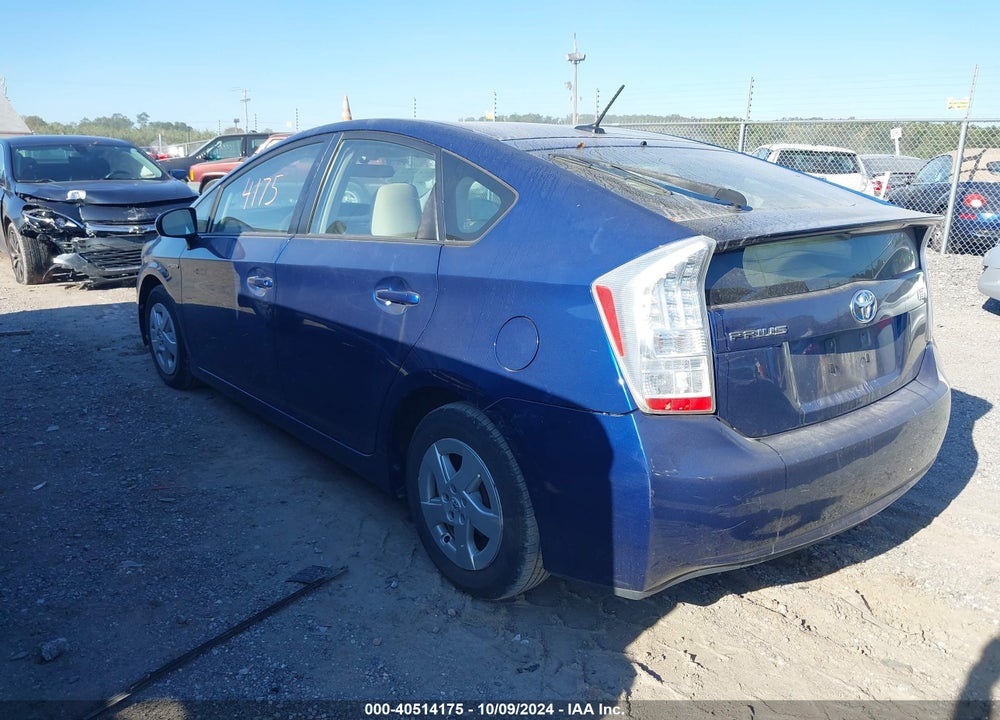 2011 TOYOTA PRIUS TWO VIN: JTDKN3DU3B0289628