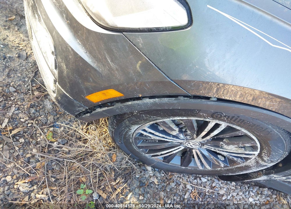2019 VOLKSWAGEN TIGUAN 2.0T SE/2.0T SEL/2.0T SEL R-LINE/2.0T SEL R-LINE BLACK VIN: 3VV3B7AX1KM174138