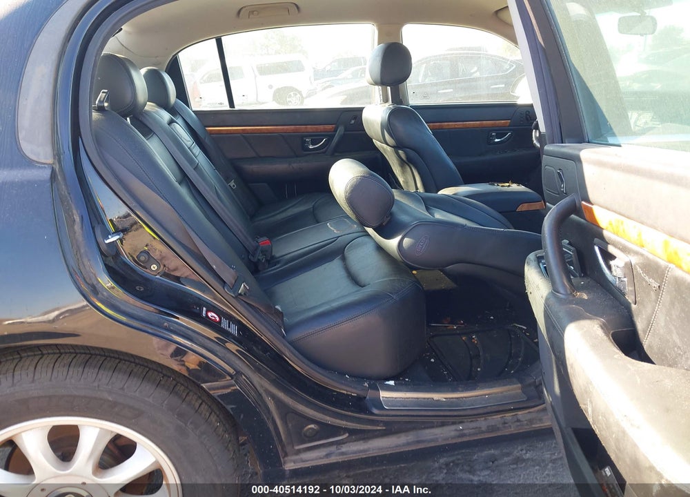 2004 KIA AMANTI VIN: KNALD124945023287