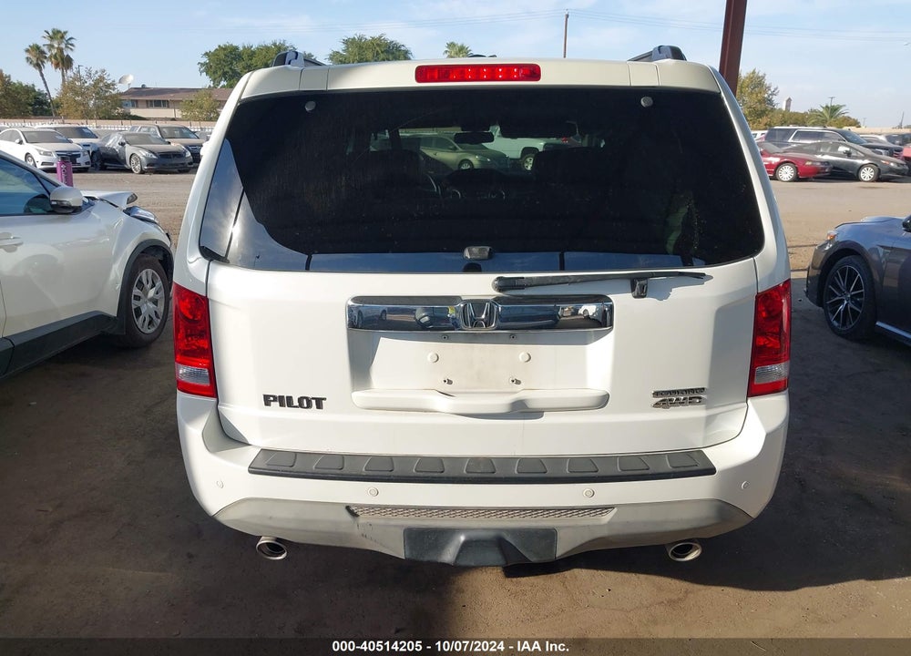 2013 HONDA PILOT TOURING VIN: 5FNYF4H97DB017980