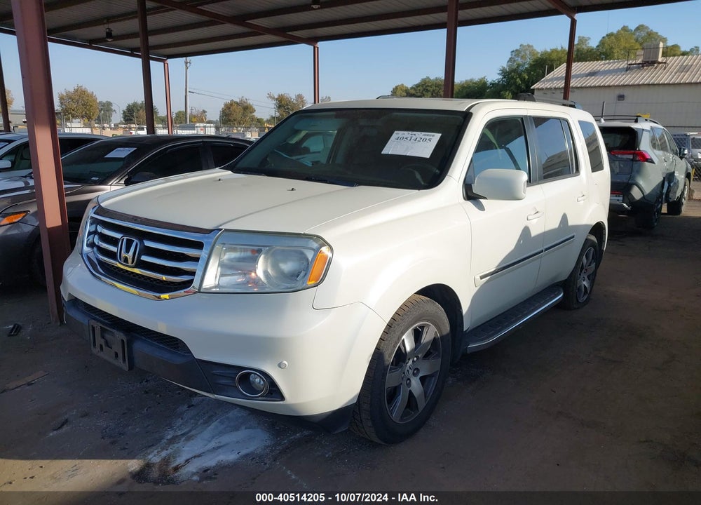 2013 HONDA PILOT TOURING VIN: 5FNYF4H97DB017980