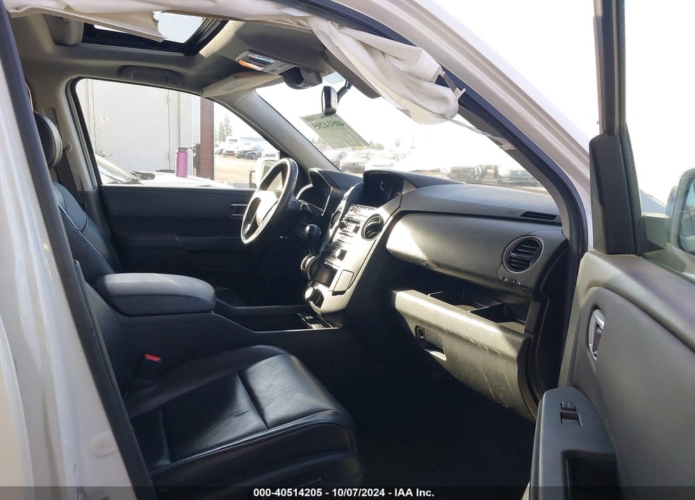 2013 HONDA PILOT TOURING VIN: 5FNYF4H97DB017980