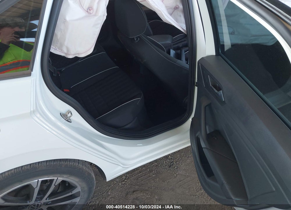 2023 VOLKSWAGEN JETTA 1.5T SPORT VIN: 3VWBM7BU2PM051302