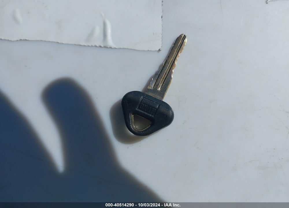 1998 NISSAN 200SX/SE VIN: 1N4AB42D9WC501083