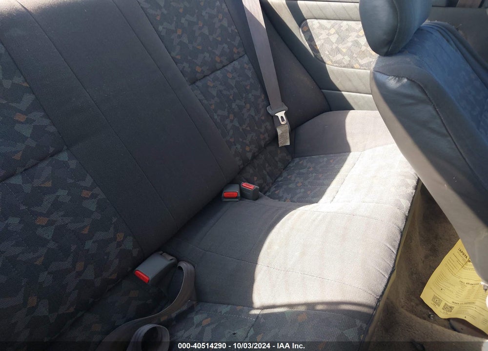 1998 NISSAN 200SX/SE VIN: 1N4AB42D9WC501083