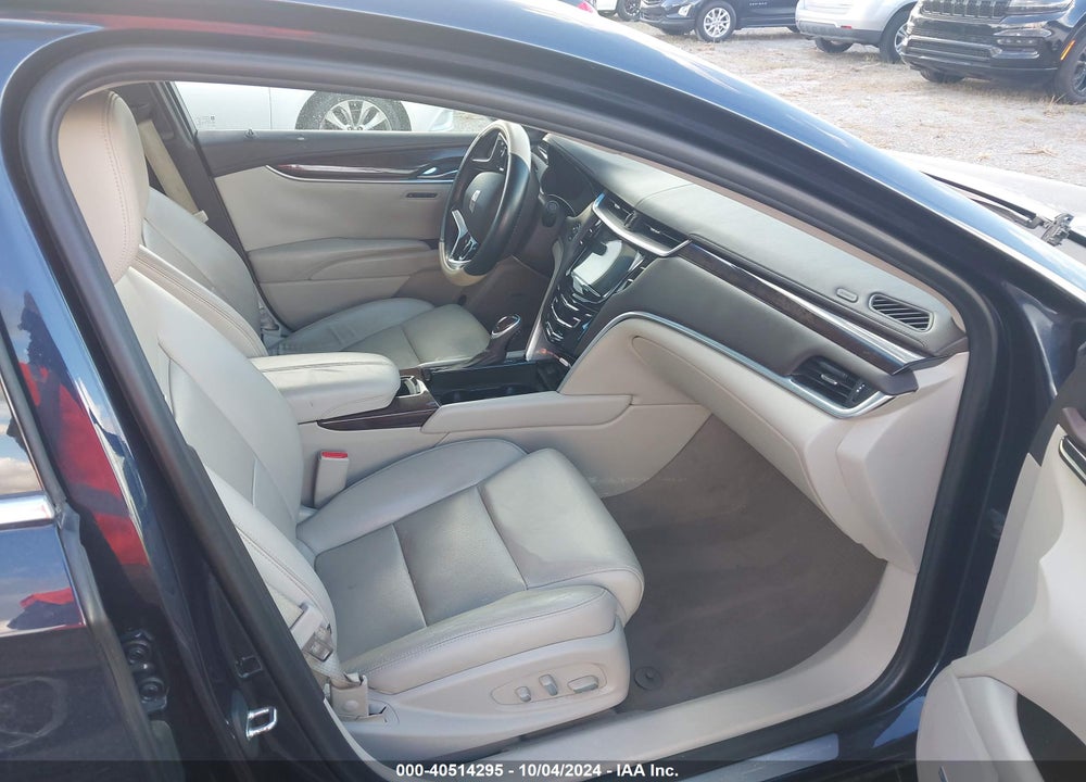 2016 CADILLAC XTS LUXURY COLLECTION VIN: 2G61M5S37G9113542