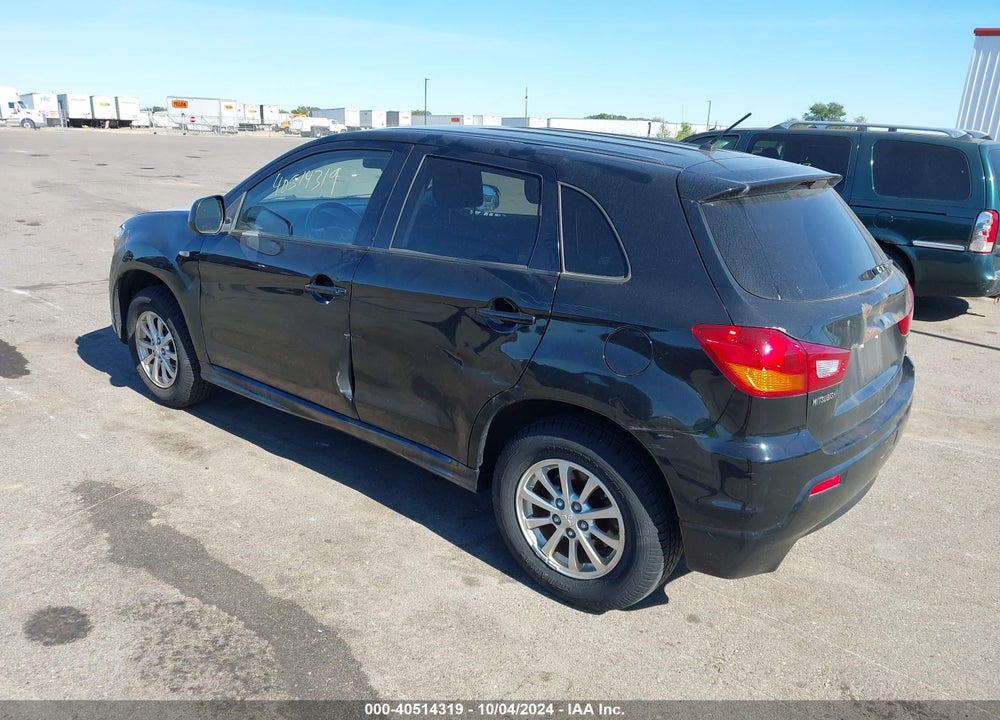 2011 MITSUBISHI OUTLANDER SPORT ES VIN: JA4AP3AU0BZ008689